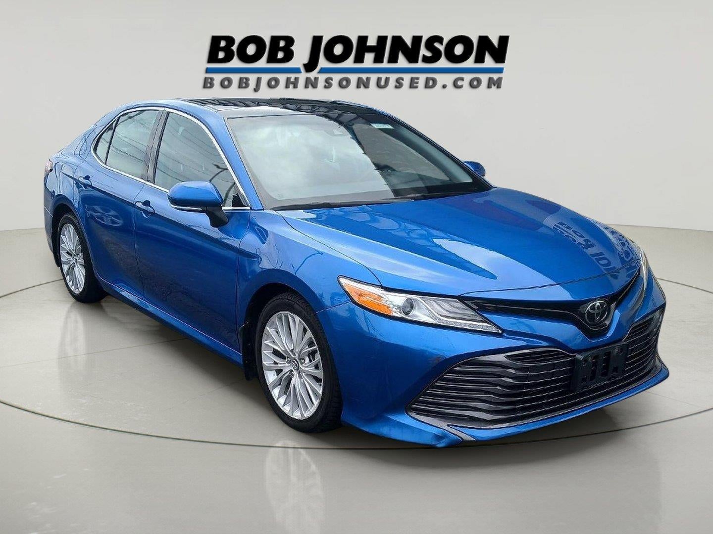 2019 Toyota Camry XLE FWD photo