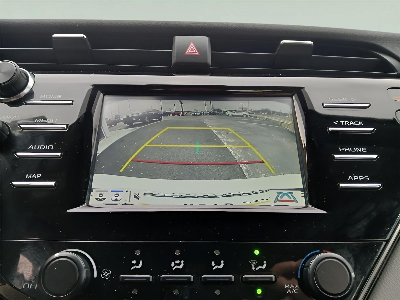 2019 Toyota CAMRY LE