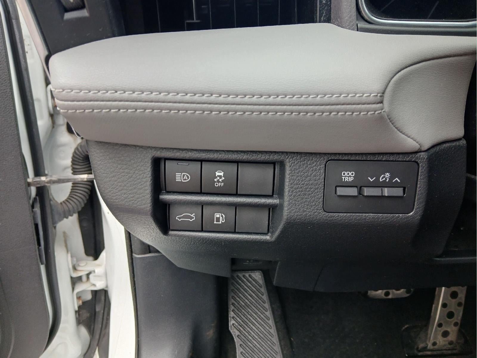 2019 Toyota Avalon Hybrid XSE