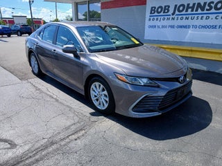 2022 Toyota Camry LE AUTO