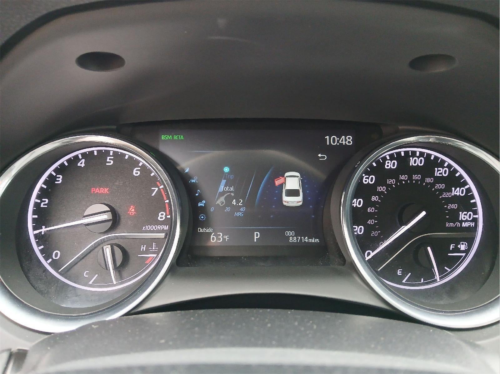 2020 Toyota CAMRY XLE