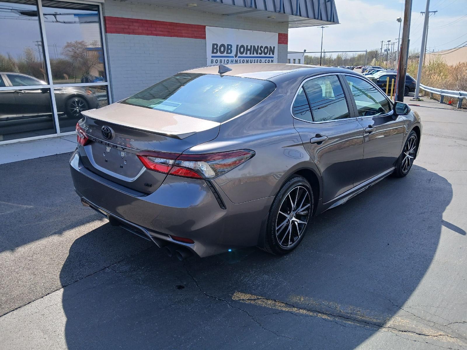 2023 Toyota CAMRY SE