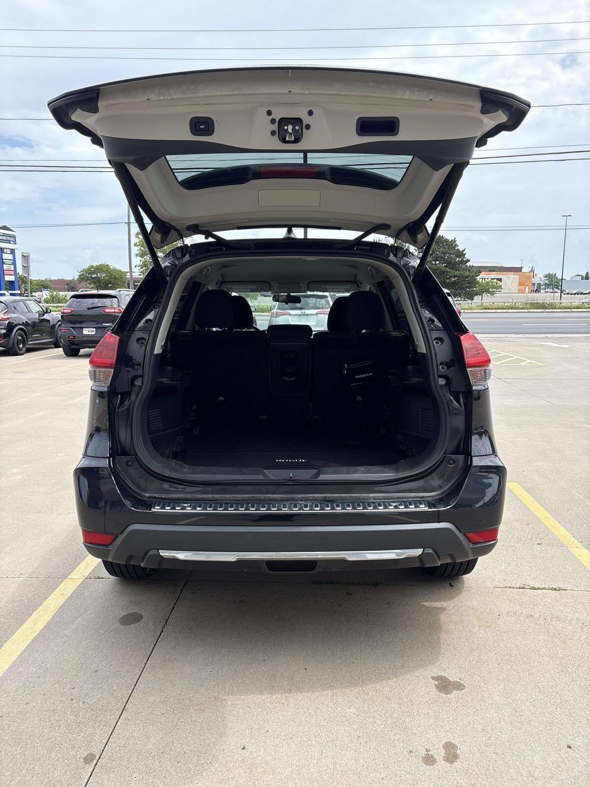 2018 Nissan Rogue SV