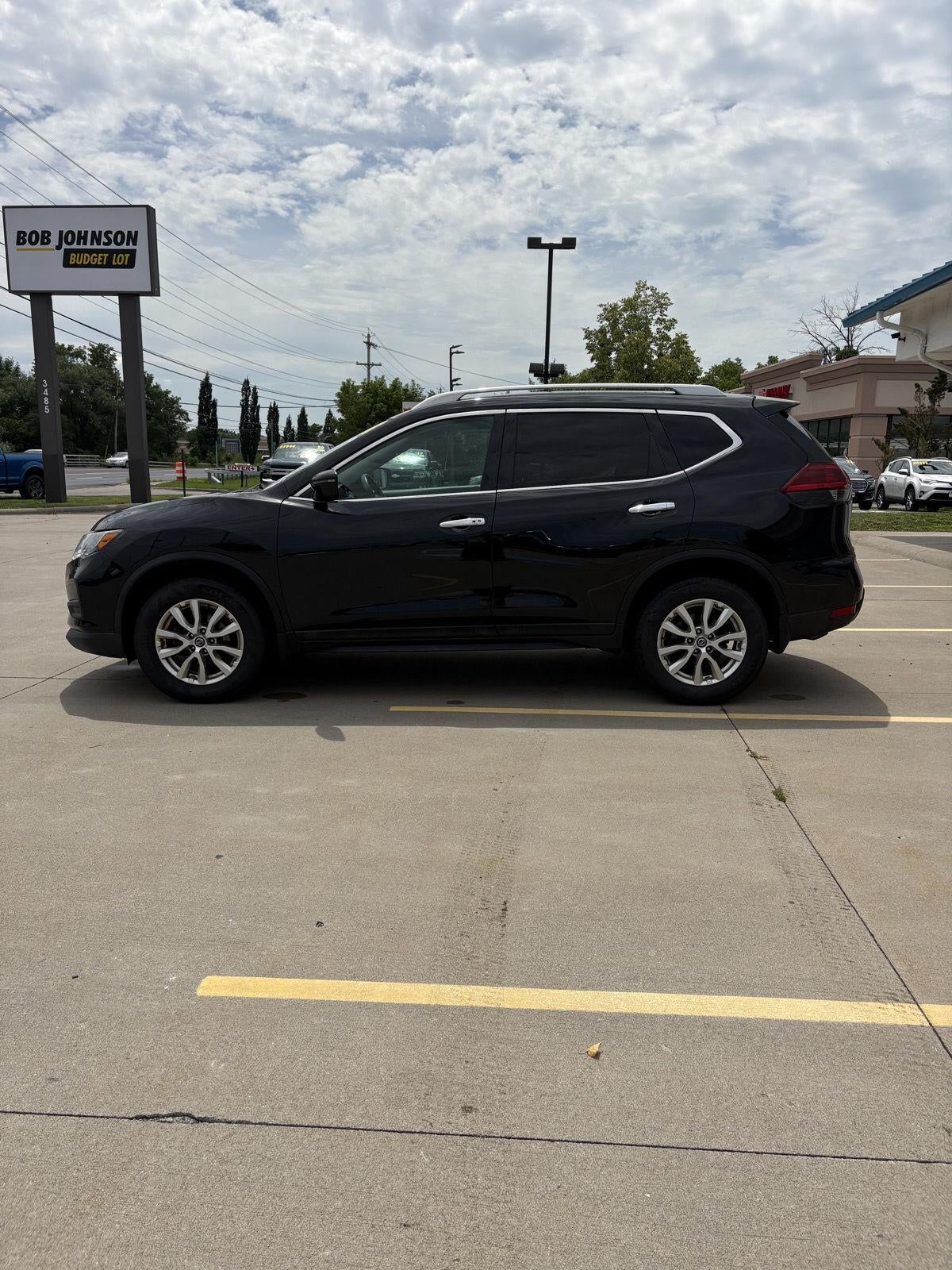 2018 Nissan Rogue SV