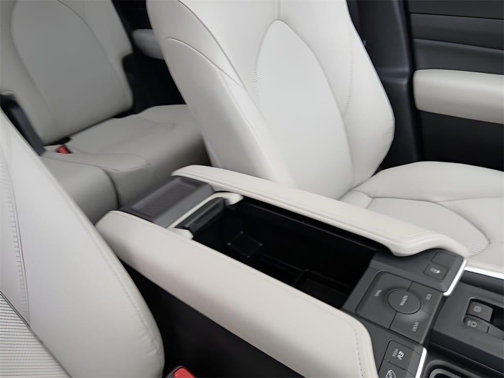 2025 Toyota GRAND HIGHLANDER HEV XLE