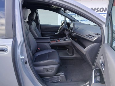 2025 Toyota Sienna Woodland Edition