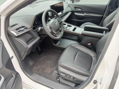 2025 Toyota SIENNA XSE AWD XSE