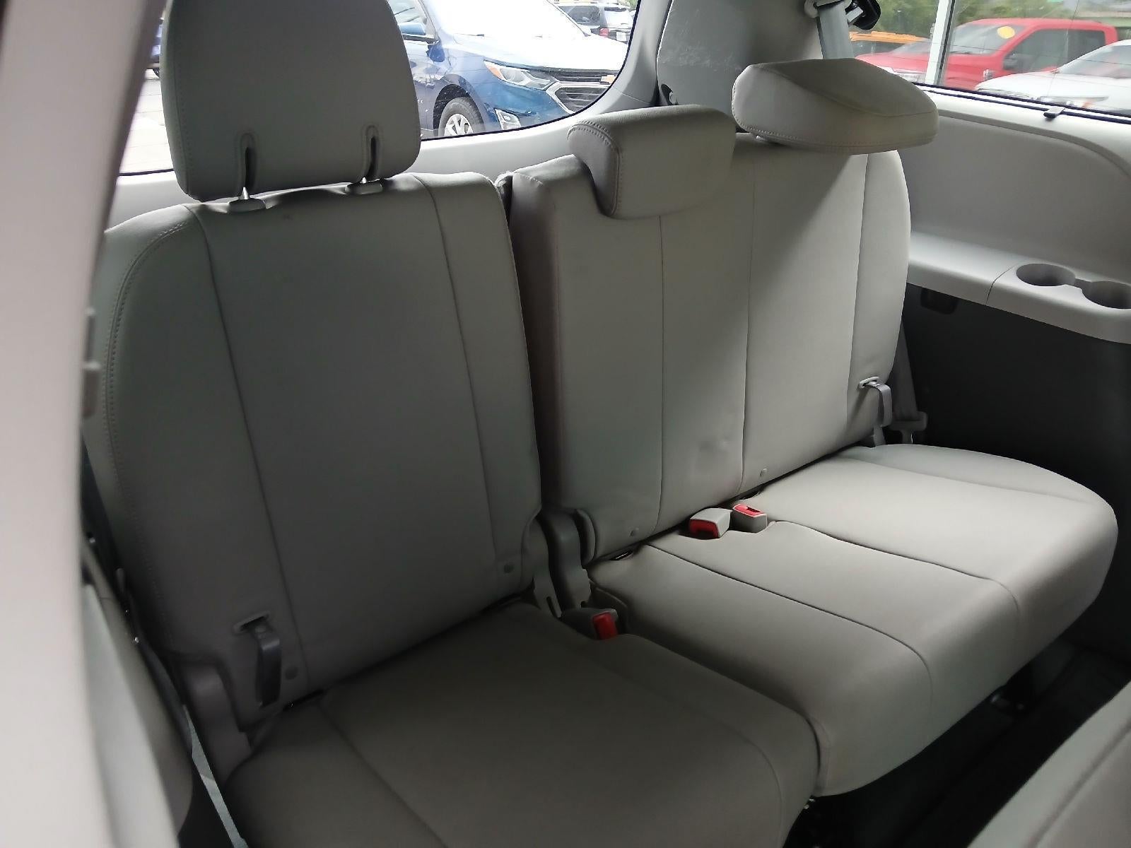 2020 Toyota Sienna XLE 7-Passenger