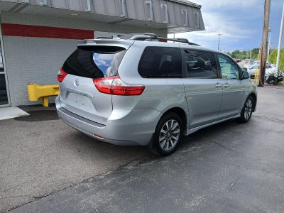 2020 Toyota Sienna XLE 7-Passenger