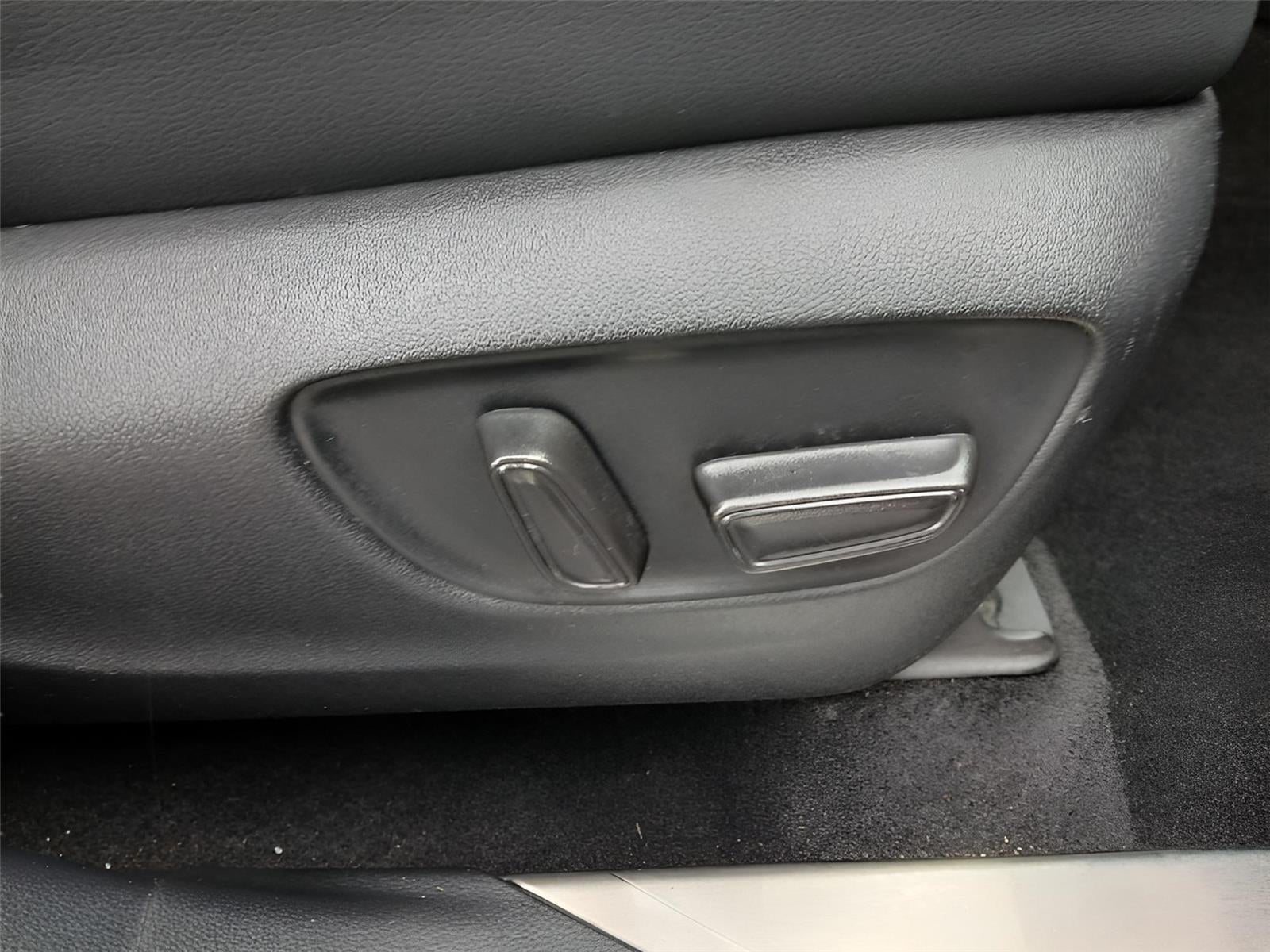 2023 Toyota HIGHLANDER HYBRD Platinum