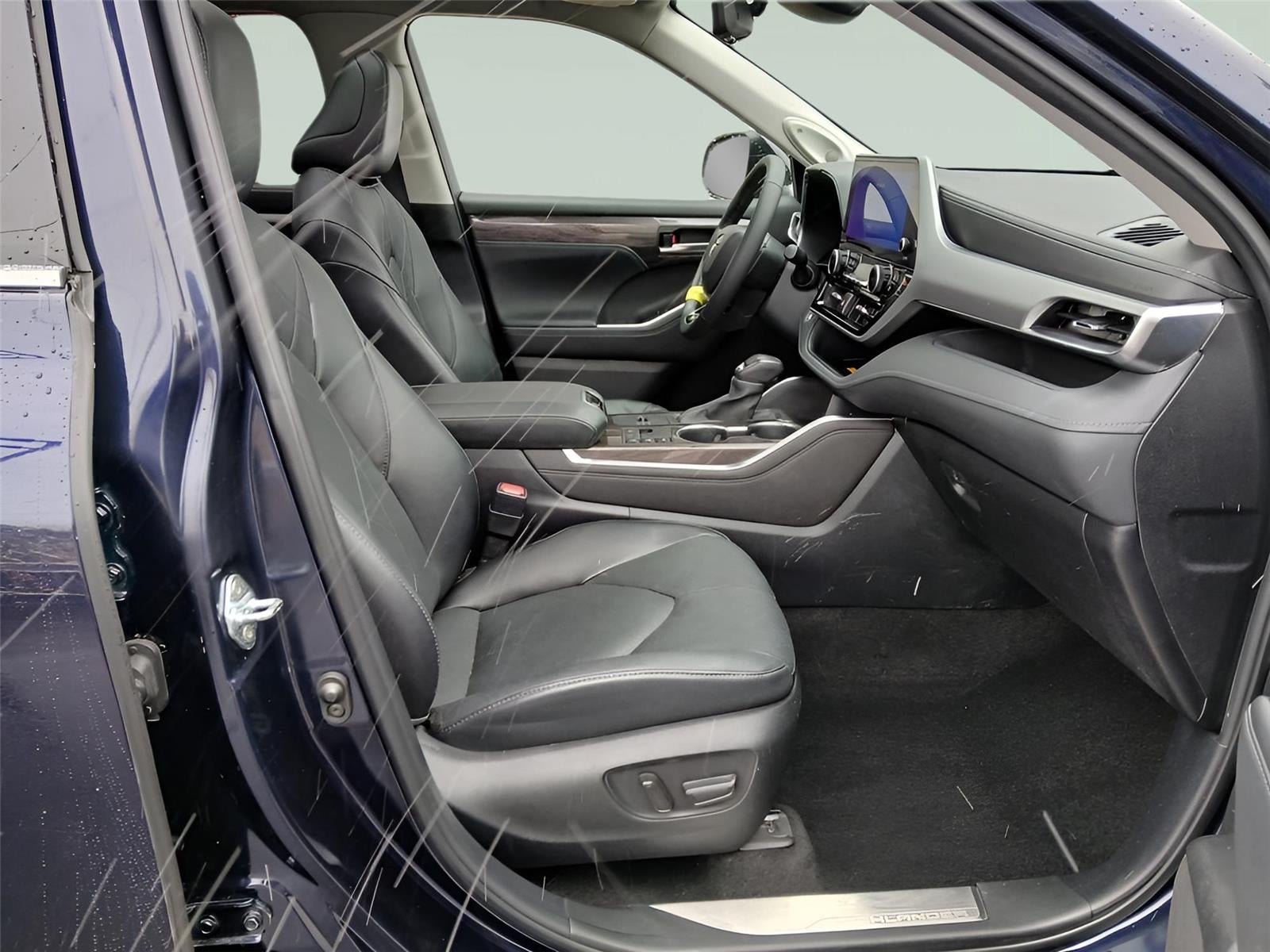 2023 Toyota HIGHLANDER HYBRD Platinum