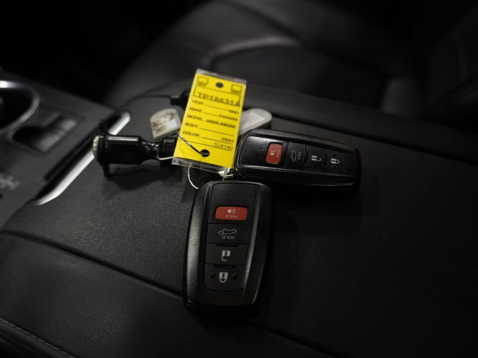 2021 Toyota Highlander Hybrid XLE