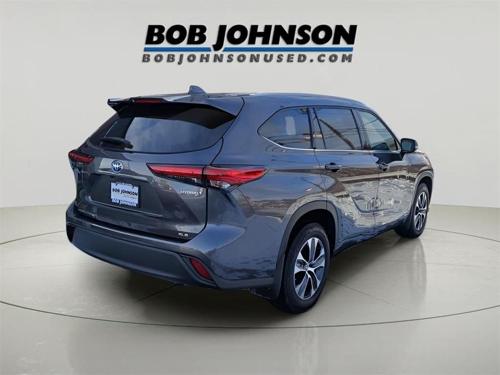2022 Toyota HIGHLANDER HYBRD XLE