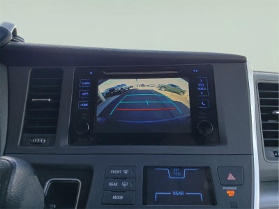 2015 Toyota SIENNA LE 3.5L LE 7-Passenger