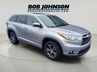 2016 Toyota HIGHLANDER XLE