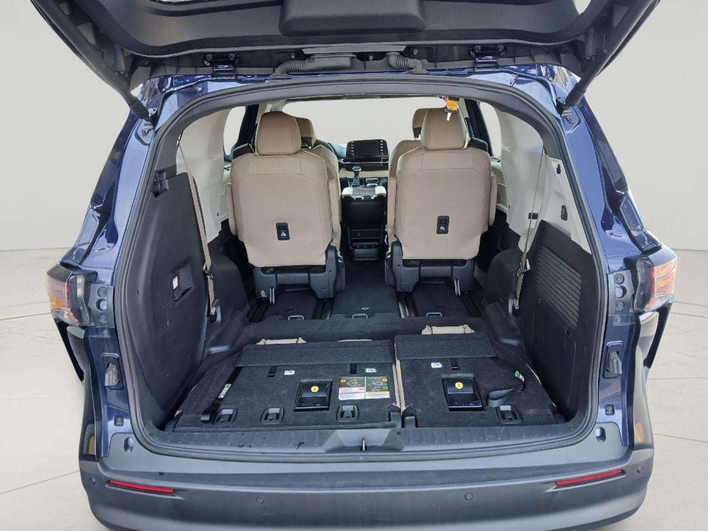 2023 Toyota Sienna XLE 7-Passenger