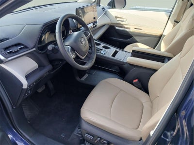 2023 Toyota Sienna XLE 7-Passenger