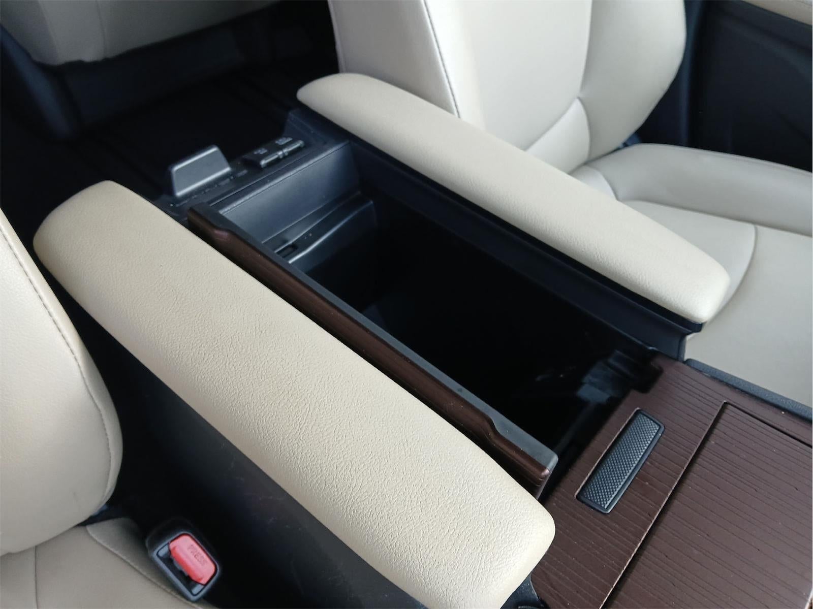 2023 Toyota Sienna XLE 7-Passenger