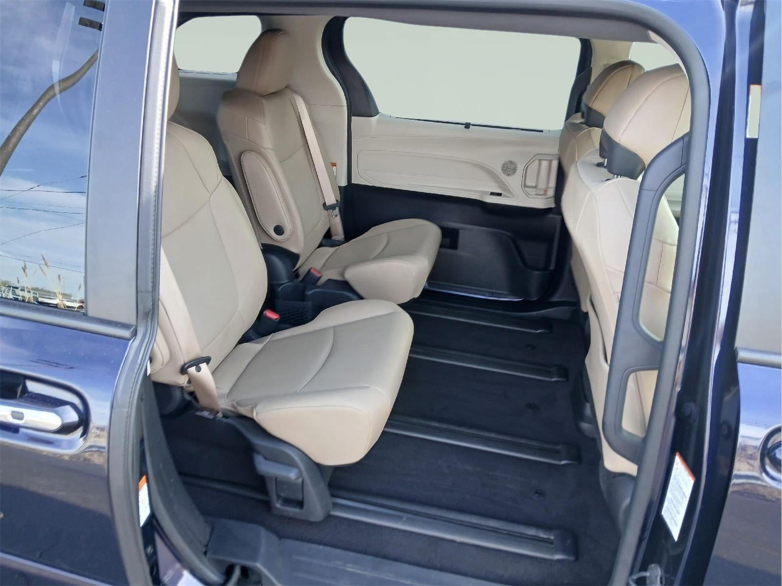 2023 Toyota Sienna XLE 7-Passenger