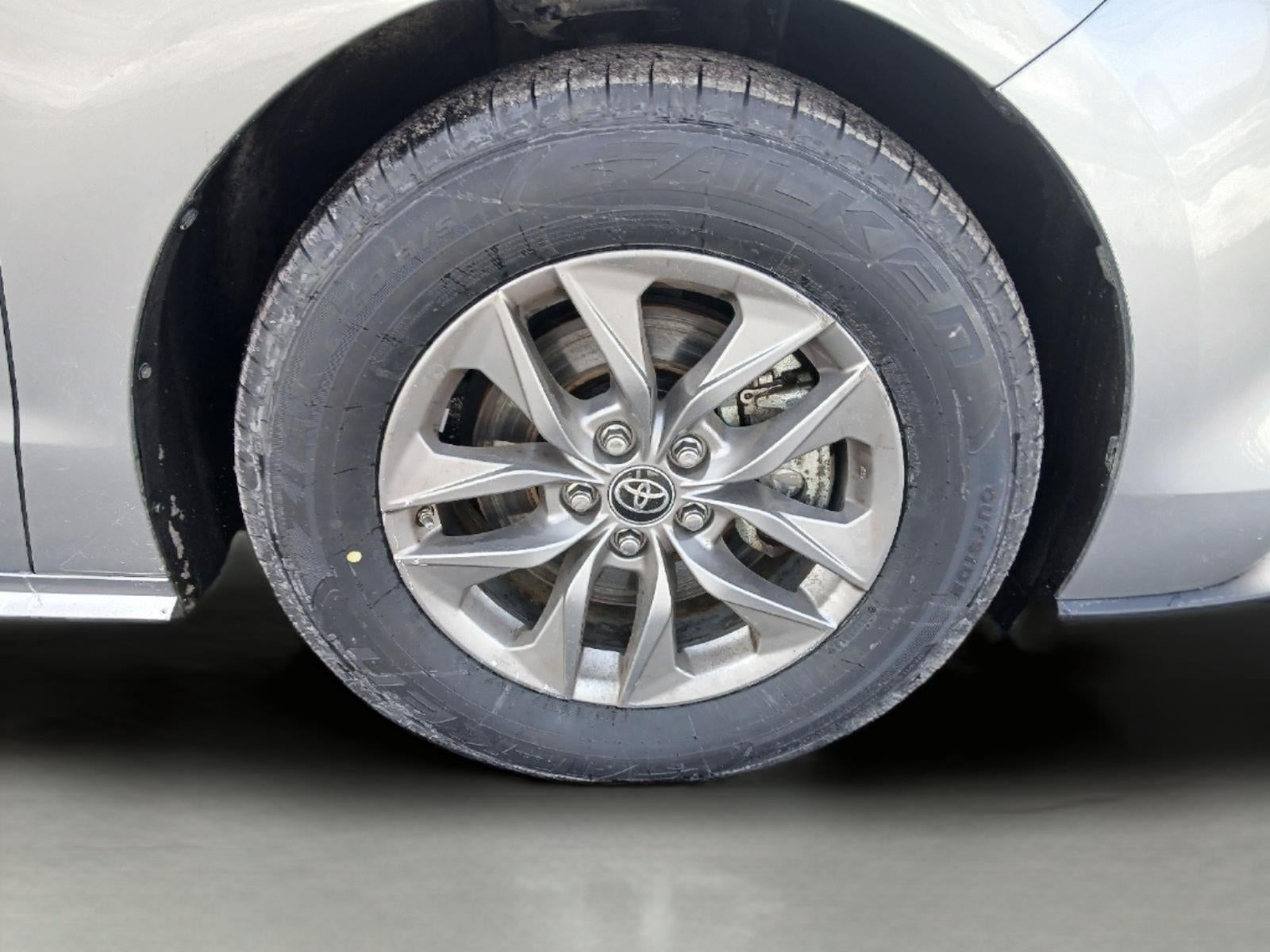 2024 Toyota SIENNA XLE AWD XLE 7-Passenger