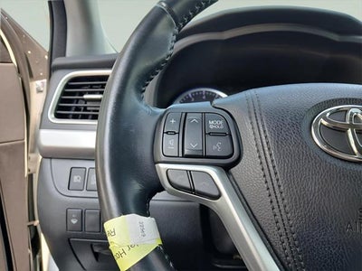 2018 Toyota HIGHLANDER XLE