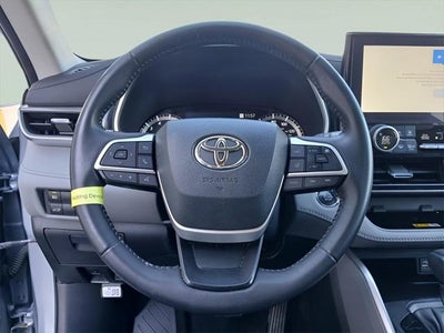 2023 Toyota HIGHLANDER XLE