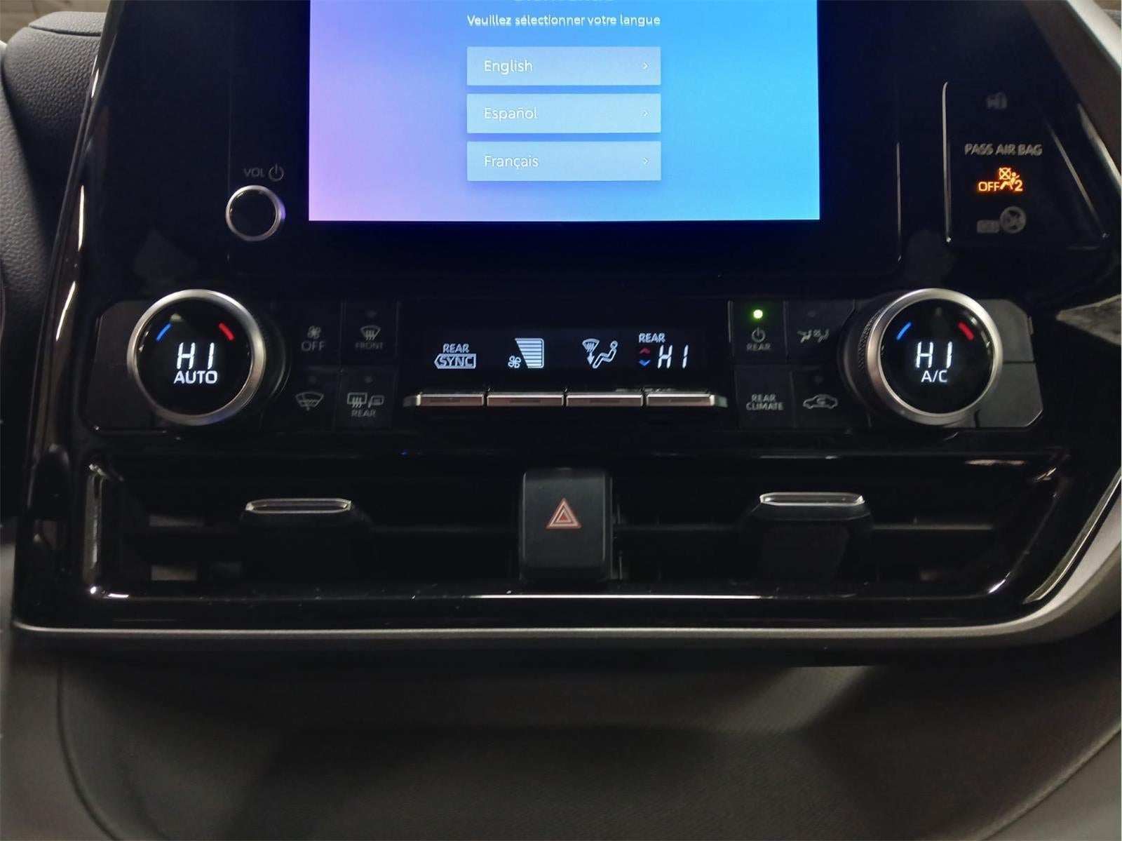 2023 Toyota HIGHLANDER LE