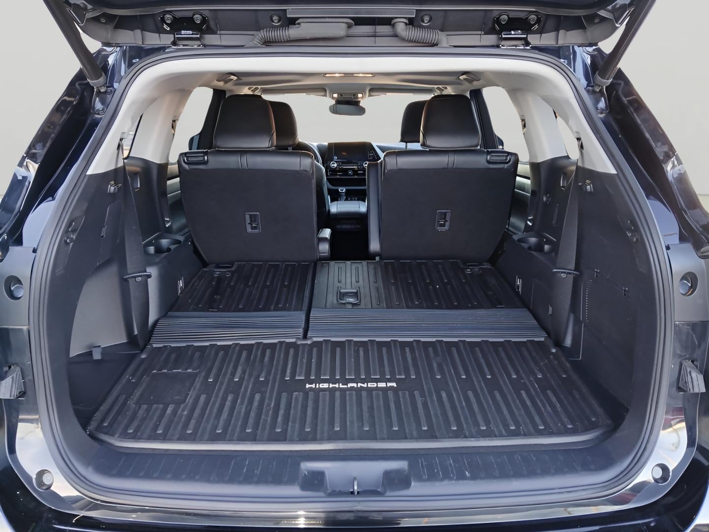 2023 Toyota HIGHLANDER SUV