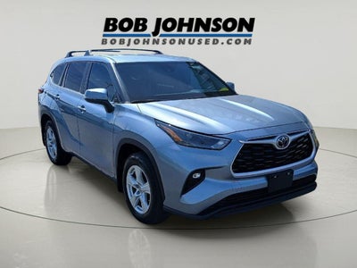 2023 Toyota Highlander LE