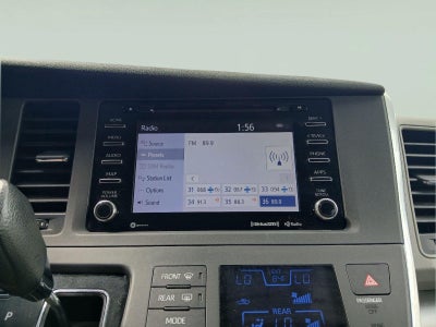 2019 Toyota Sienna LE 8-Passenger