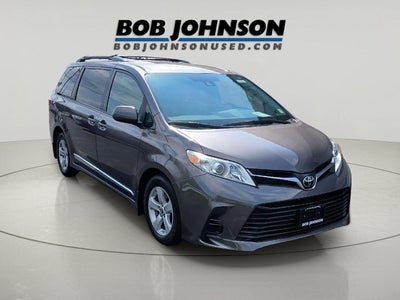 2020 Toyota Sienna LE 8-Passenger