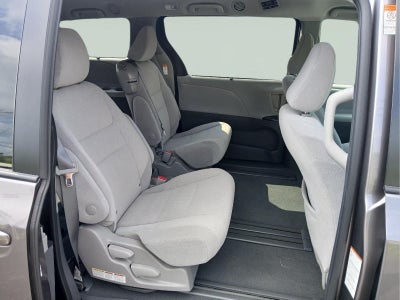 2020 Toyota Sienna LE 8-Passenger