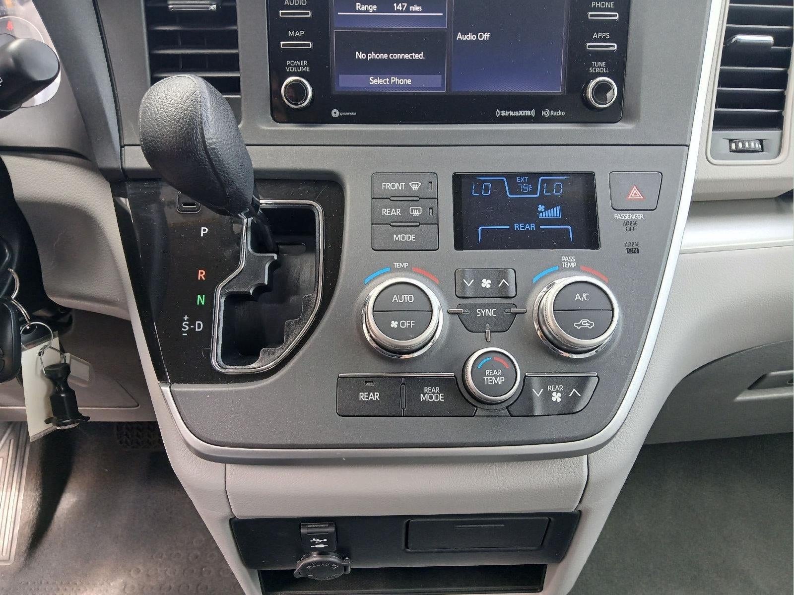 2020 Toyota Sienna LE 8-Passenger