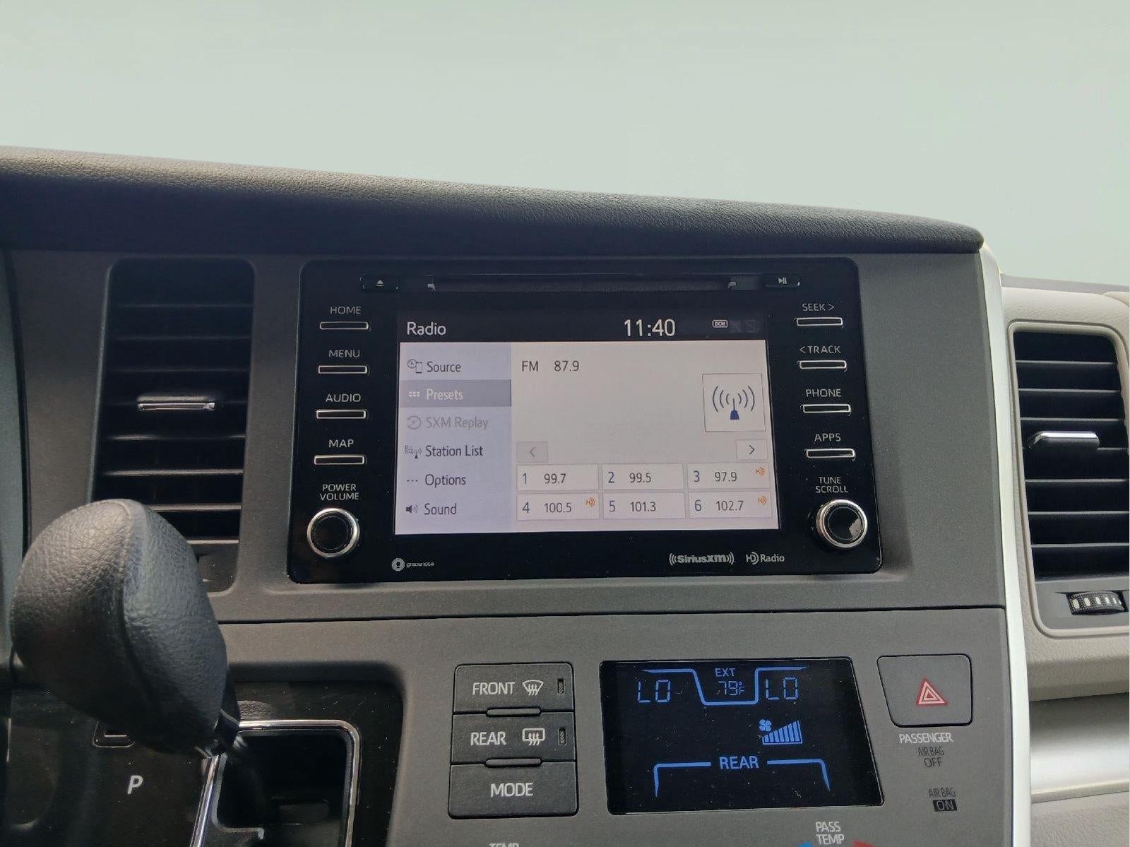 2020 Toyota Sienna LE 8-Passenger