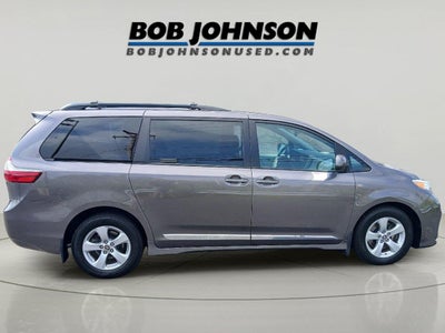 2020 Toyota Sienna LE 8-Passenger