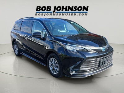 2022 Toyota Sienna XLE 7-Passenger