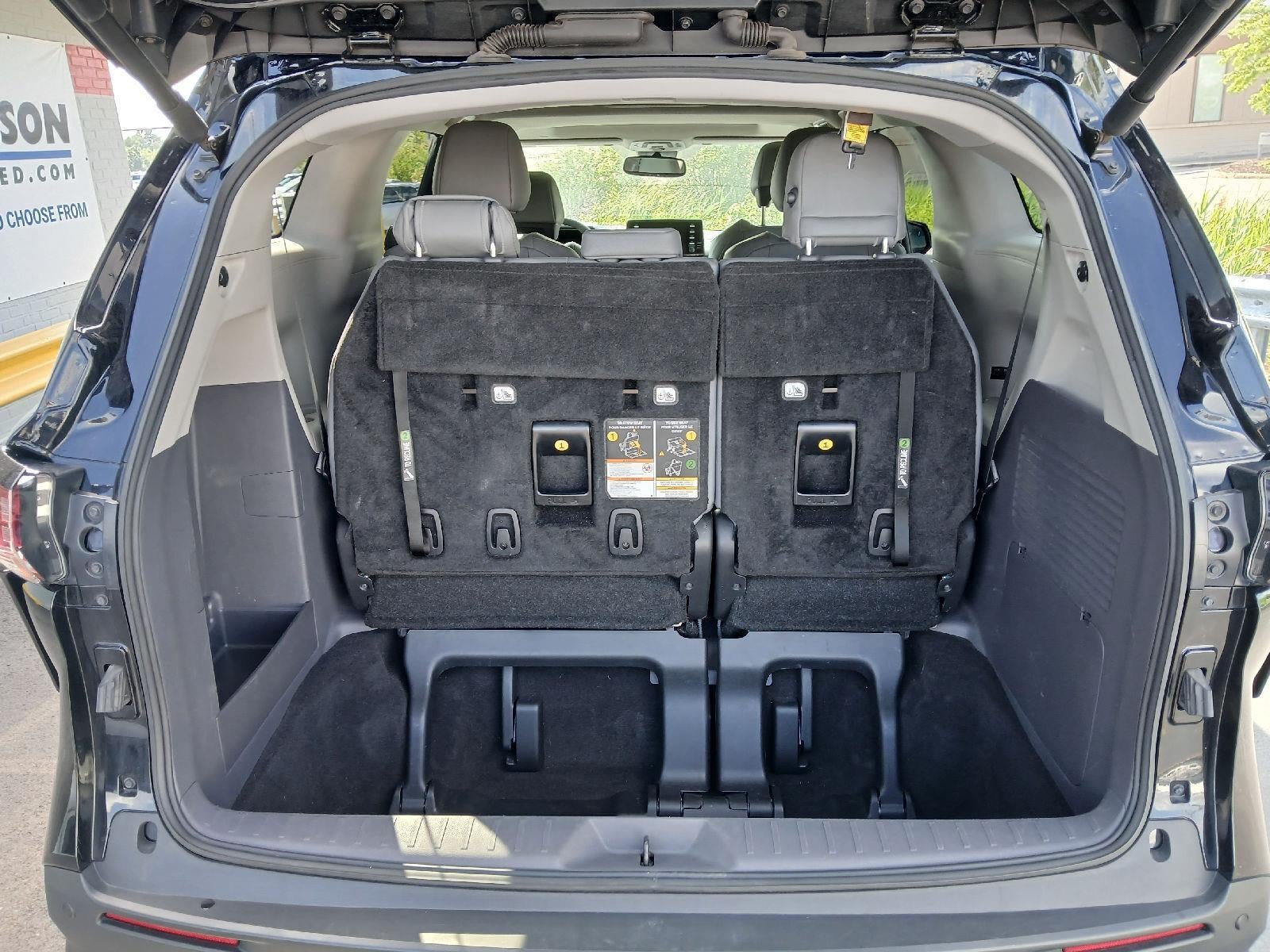 2022 Toyota Sienna XLE 7-Passenger
