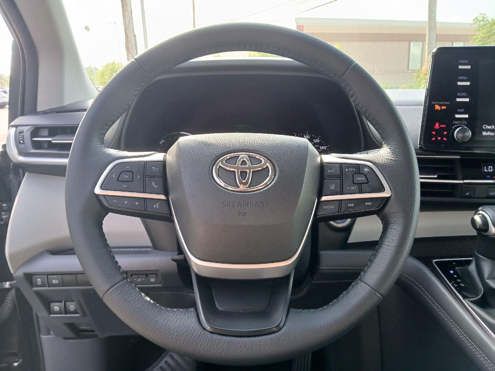 2022 Toyota Sienna XLE 7-Passenger