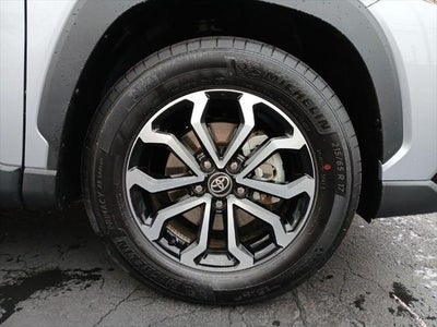 2024 Toyota Corolla Cross Hybrid Hybrid SE
