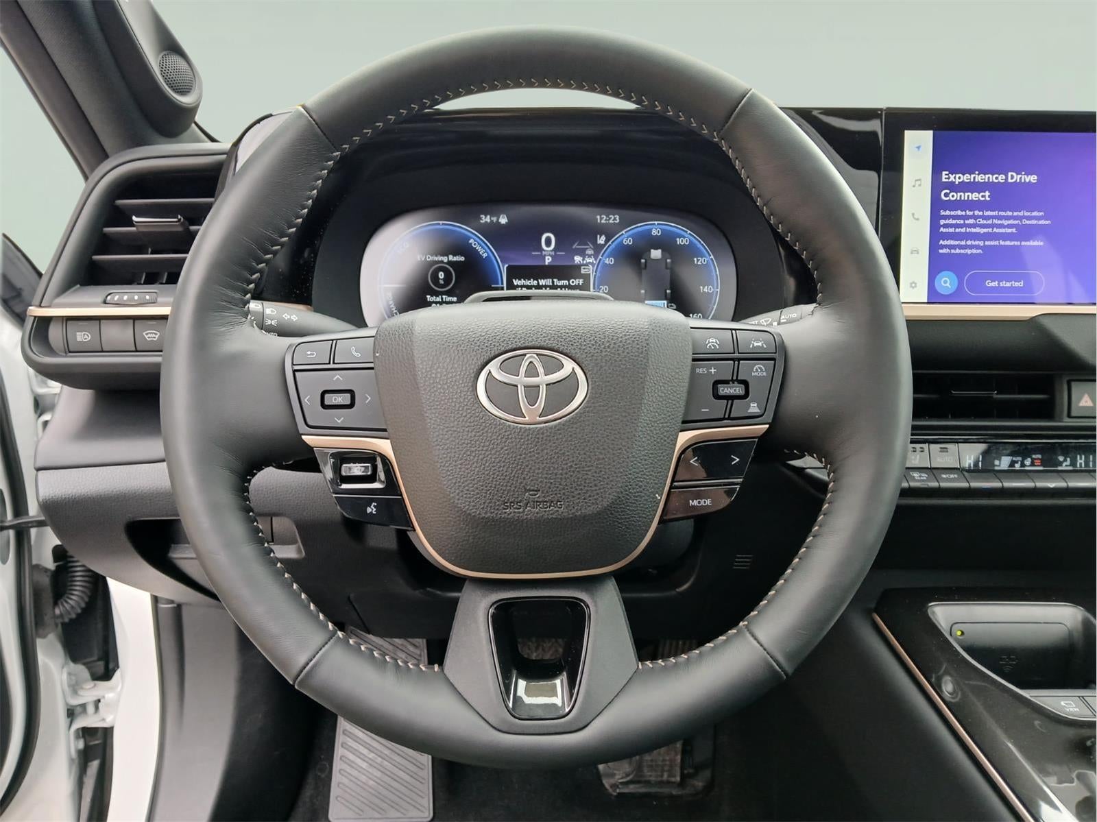 2025 Toyota CROWN PLATINUM AWD