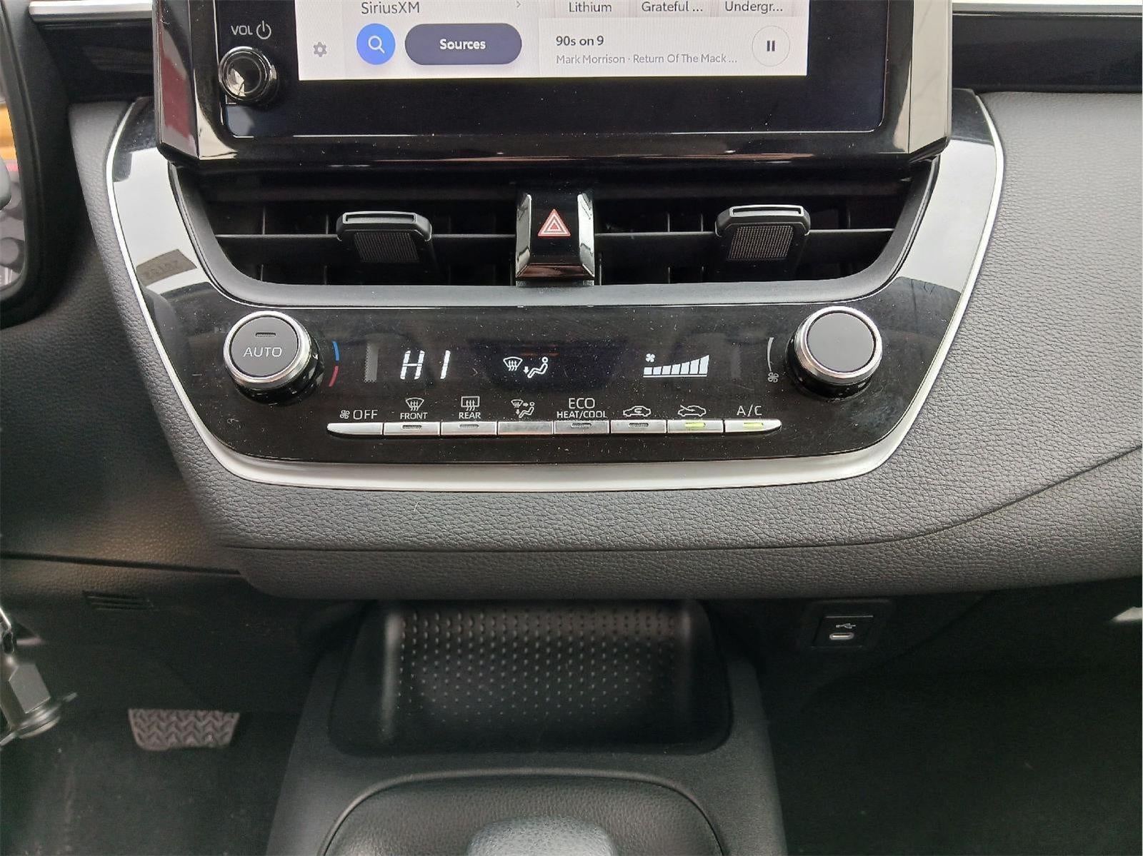 2024 Toyota COROLLA HYBRID Hybrid LE **SMART BUY $345/Monthly**