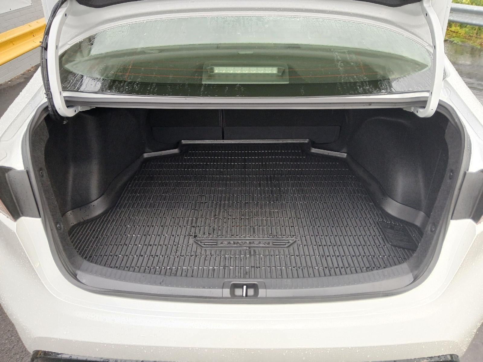 2025 Toyota COROLLA HYBRID SE AWD