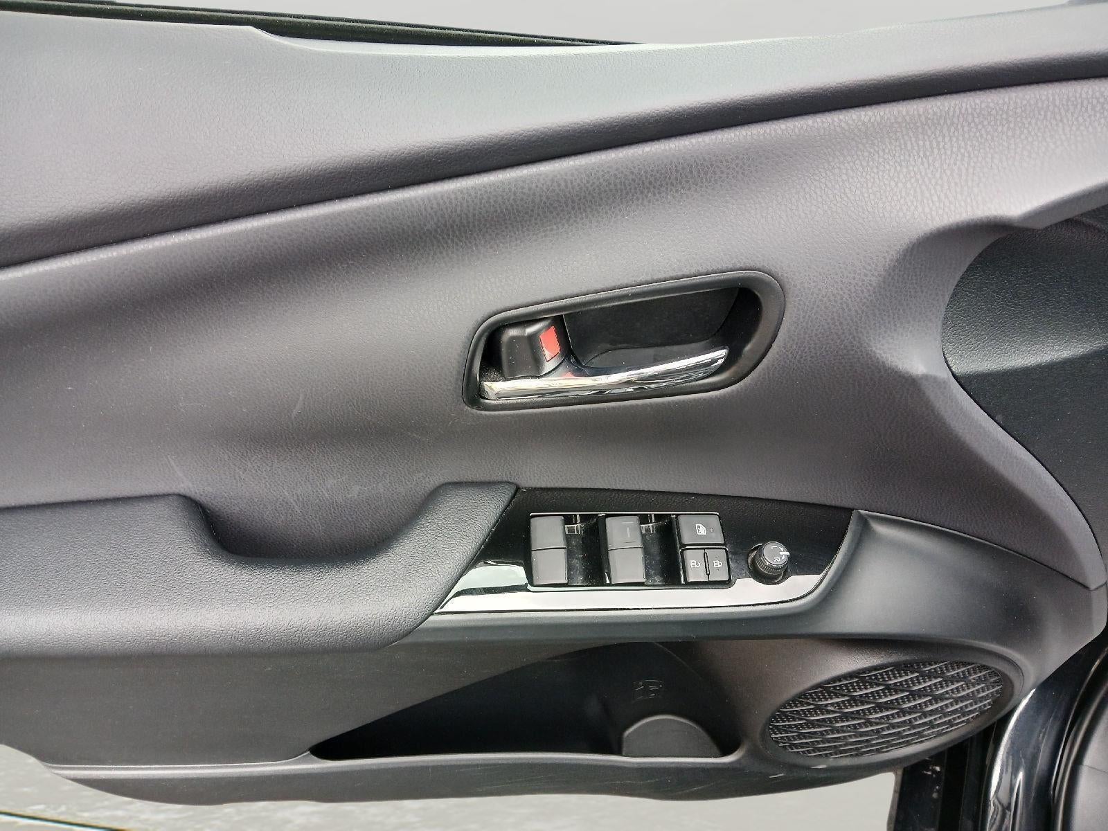 2021 Toyota PRIUS PRIME LE