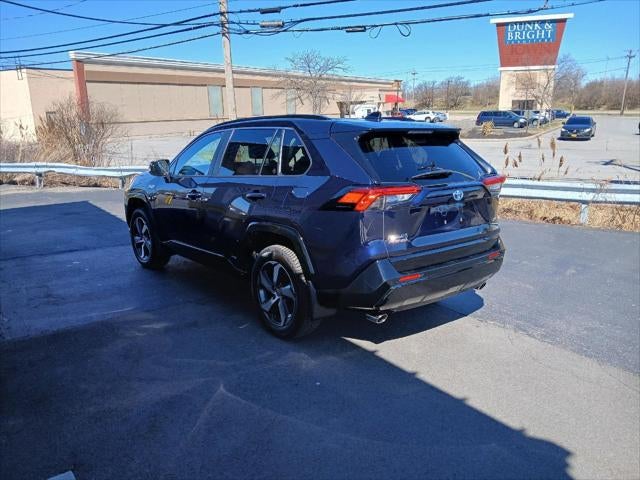 2024 Toyota RAV4 PRIME SE