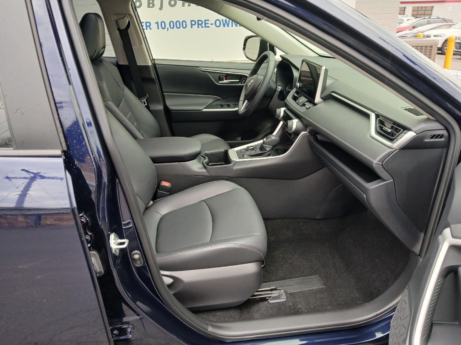 2023 Toyota RAV4 Hybrid XLE Premium