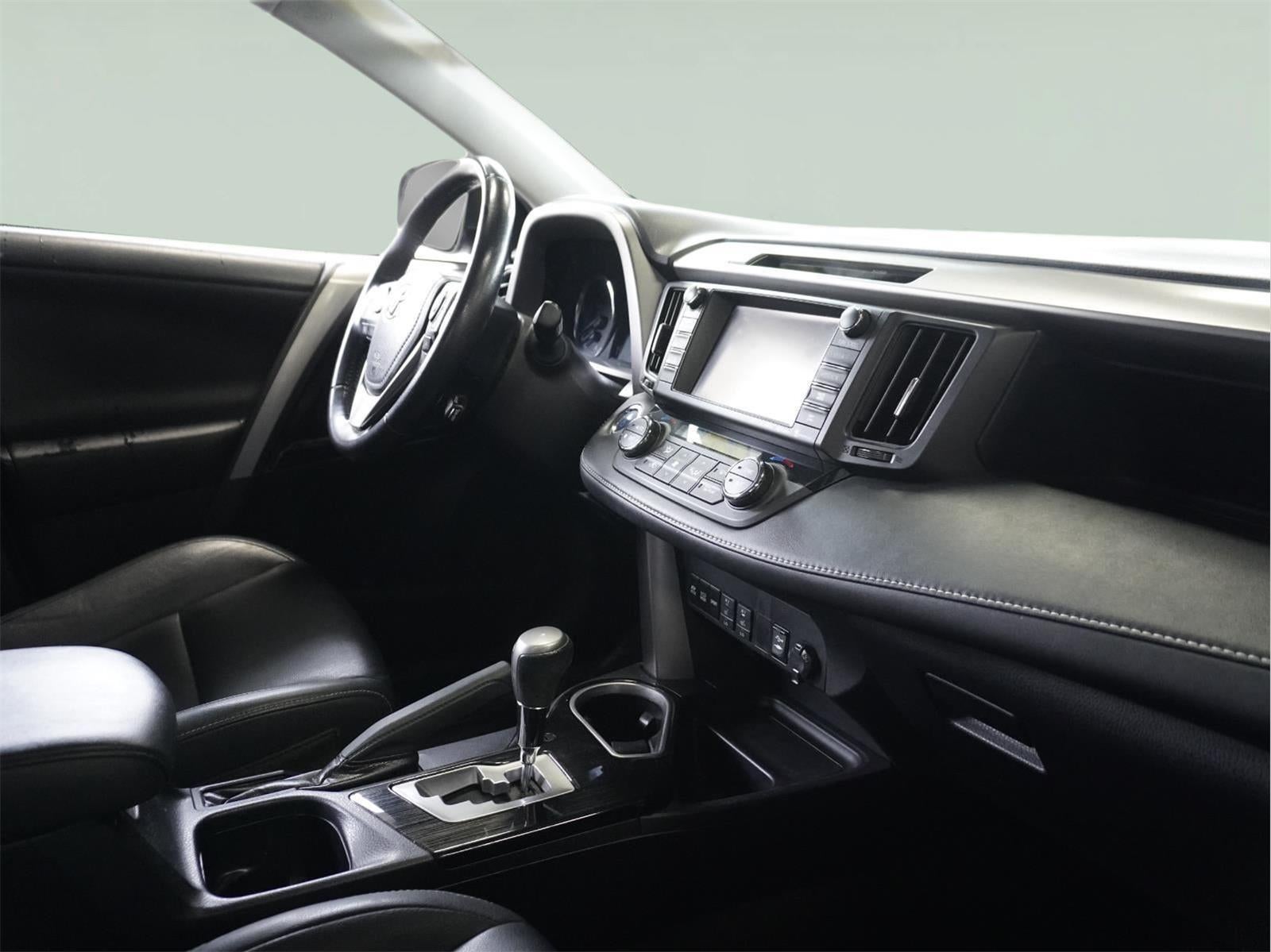 2016 Toyota RAV4 HYBRID Limited