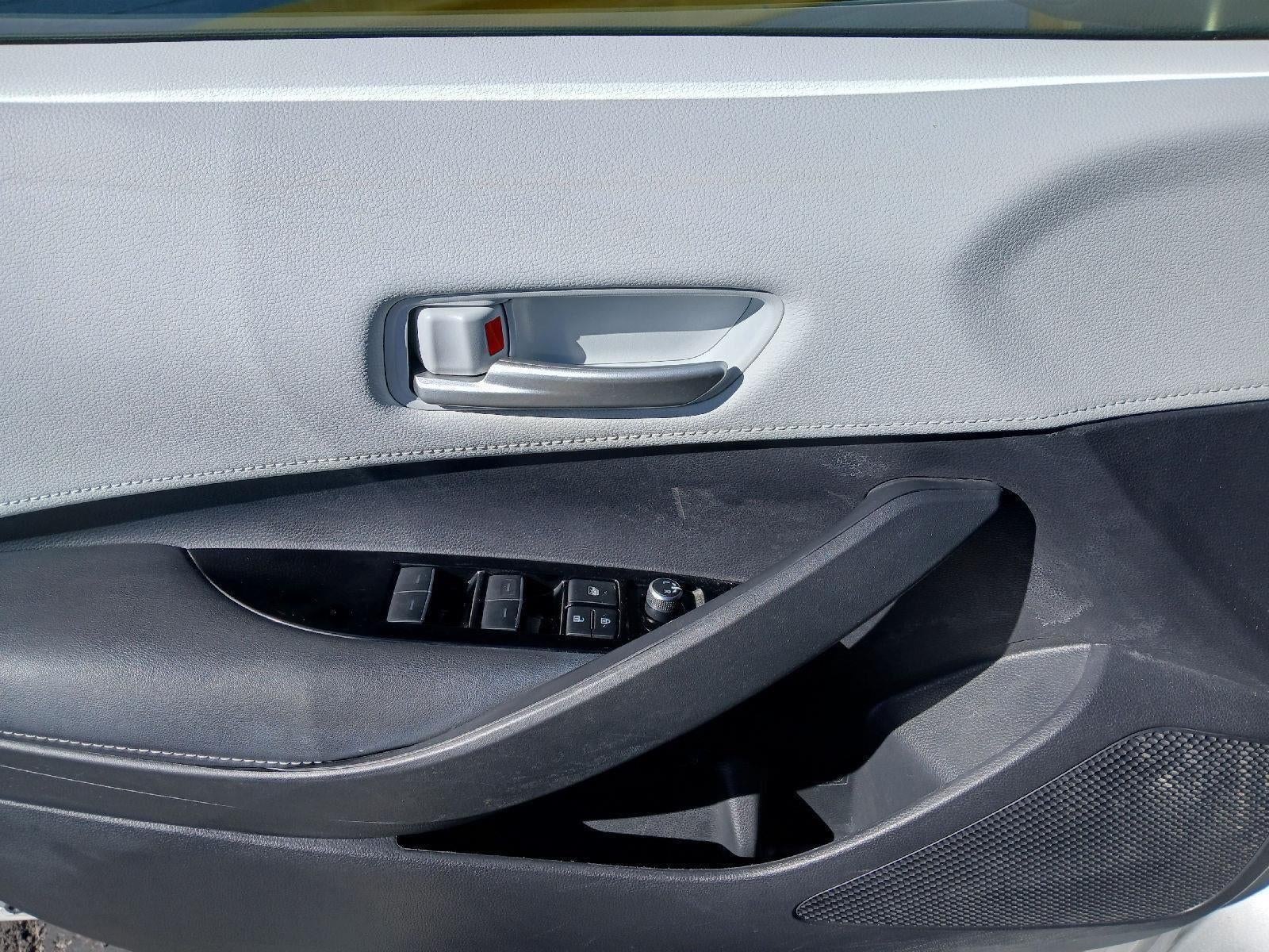 2019 Toyota COROLLA HATCHBACK SE