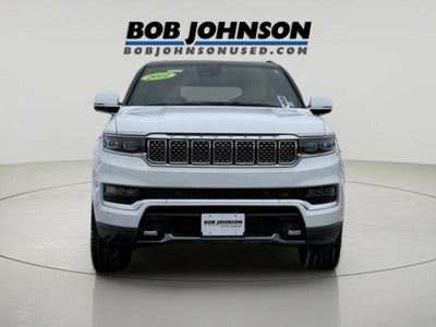 2022 Jeep Grand Wagoneer Series III
