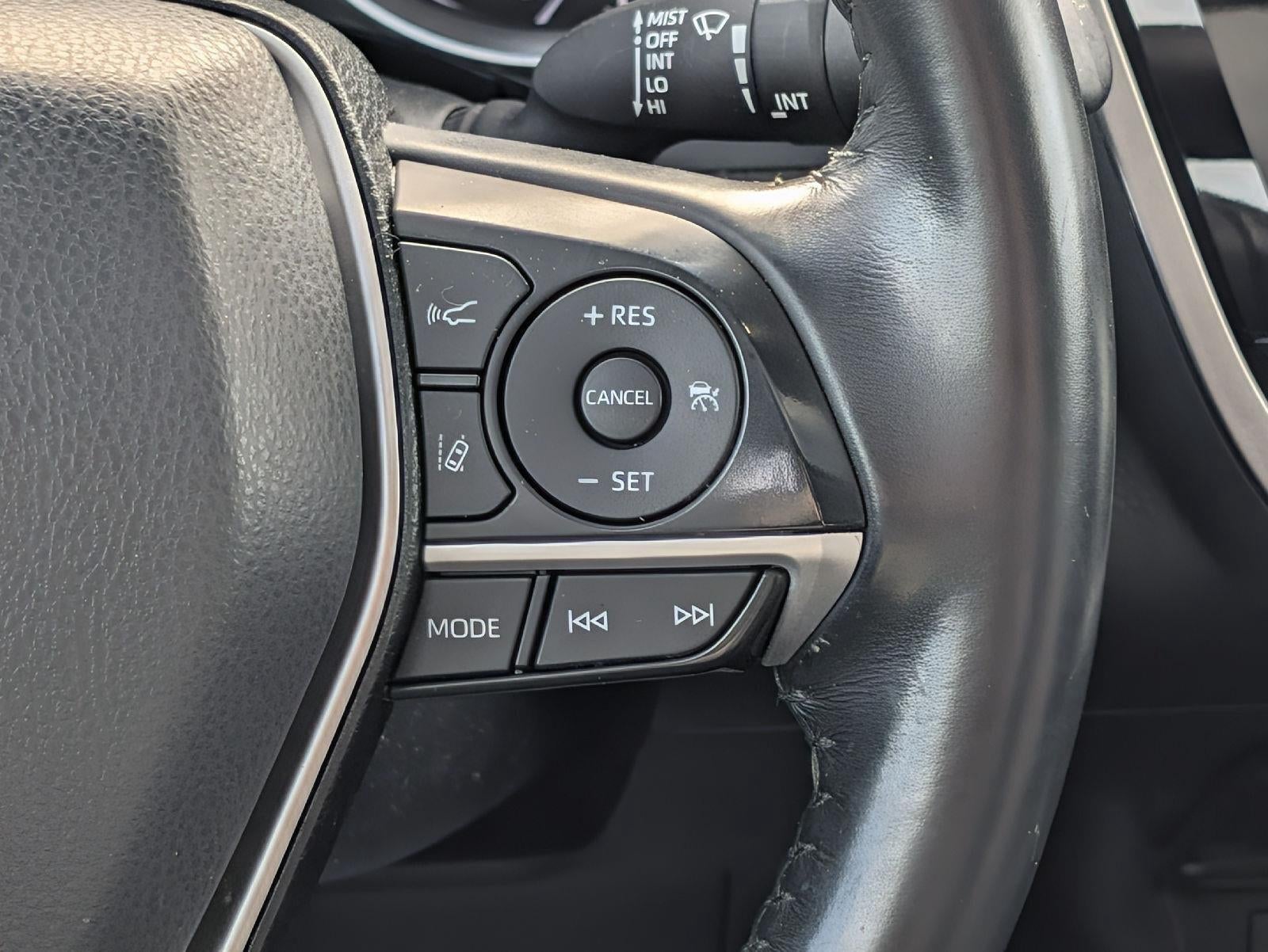 2021 Toyota Camry Hybrid XLE