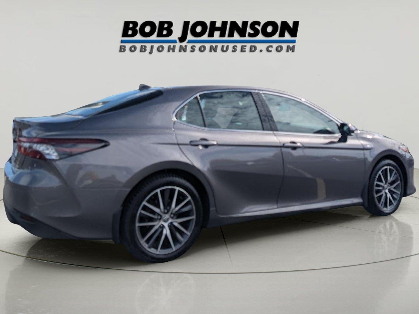 2021 Toyota Camry Hybrid XLE
